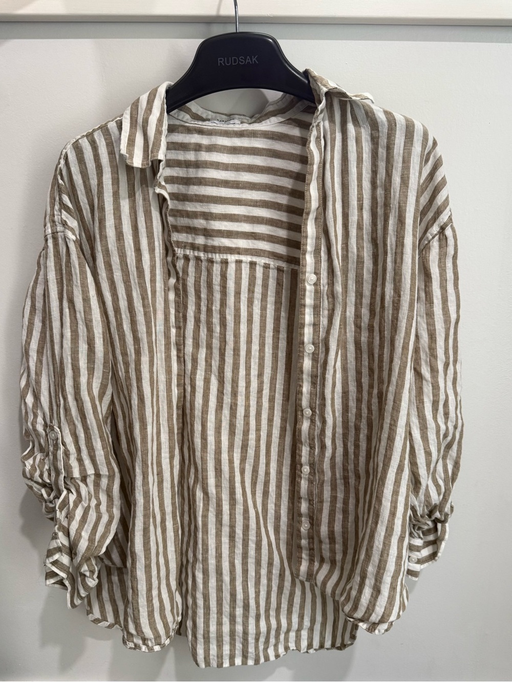 Babaton Essential Linen Shirt - Picture 1 of 3